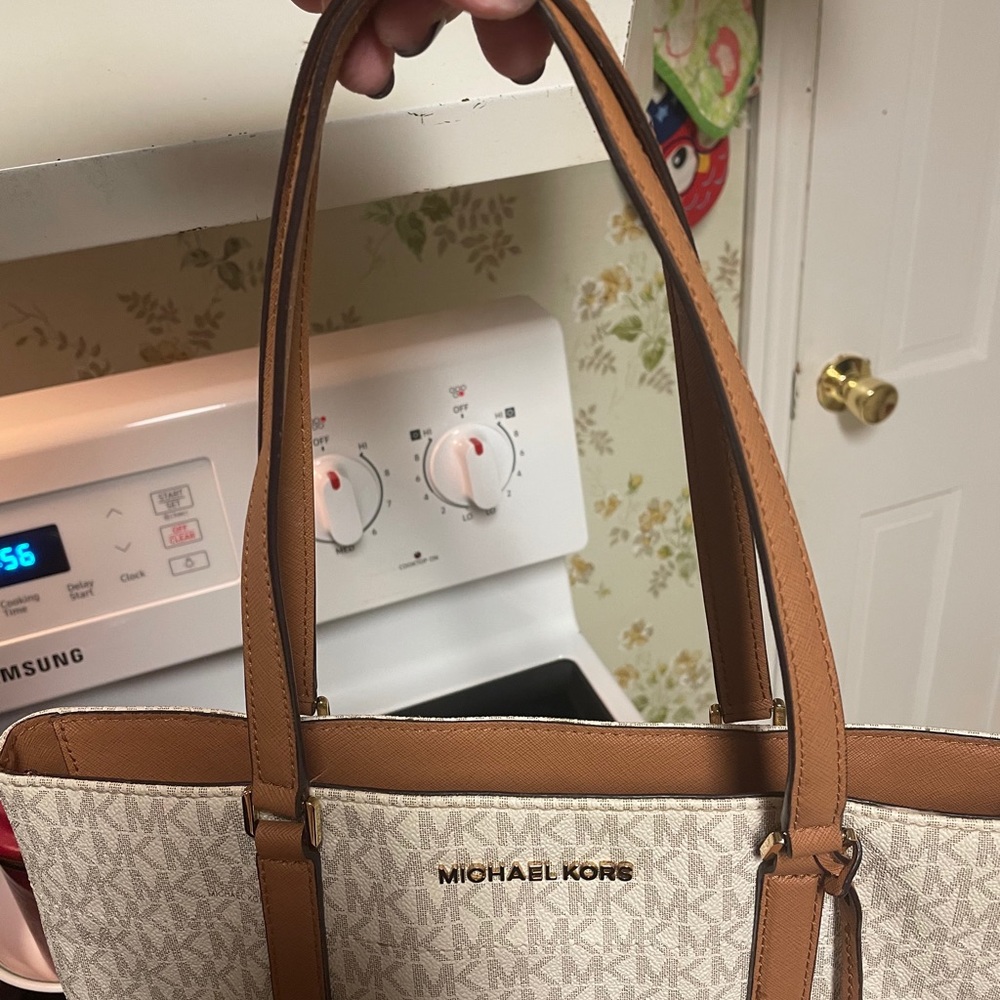 Mk Handbag - image 4